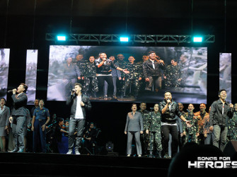 Former and current frontmen of big OPM bands – Jek Manuel (iAxe), Jason Fernandez (Rivermaya), Miro Valera (Stonefree) and Mcoy Fundales (Orange and Lemons, Kenyo) – performed a medley of The Dawn’s greatest hits, “Iisang Bangka” and “Salamat.”
