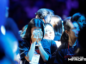 One of the members of the SAF 44 families cries her heart out as they listened to the songs performed in honor of their loved ones.